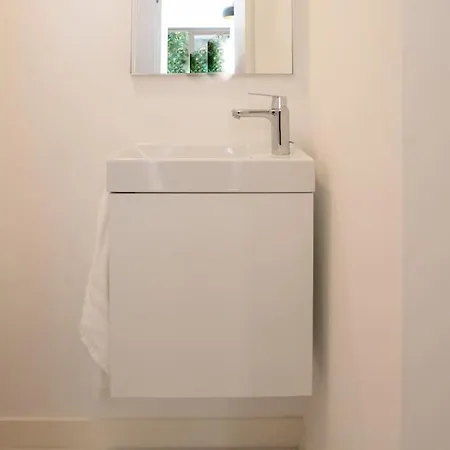 #11 Alex Terrace Parking Ac 2 Bdr 5mins To Sea 아파트