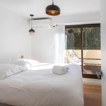 #11 Alex Terrace Parking Ac 2 Bdr 5mins To Sea