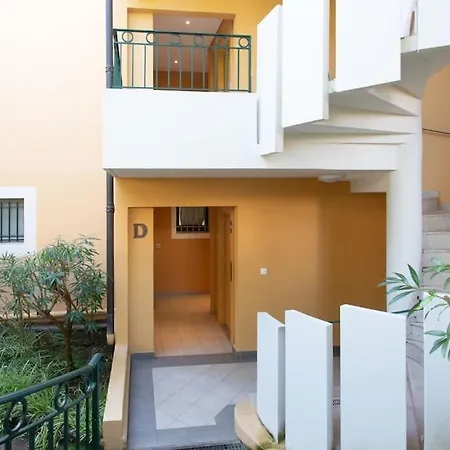 아파트 #11 Alex Terrace Parking Ac 2 Bdr 5mins To Sea