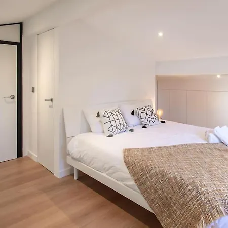 #11 Alex Terrace Parking Ac 2 Bdr 5mins To Sea 아파트 *